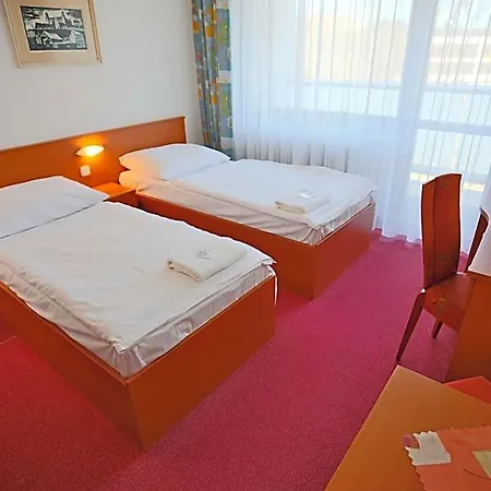 Sorea Uran 3*